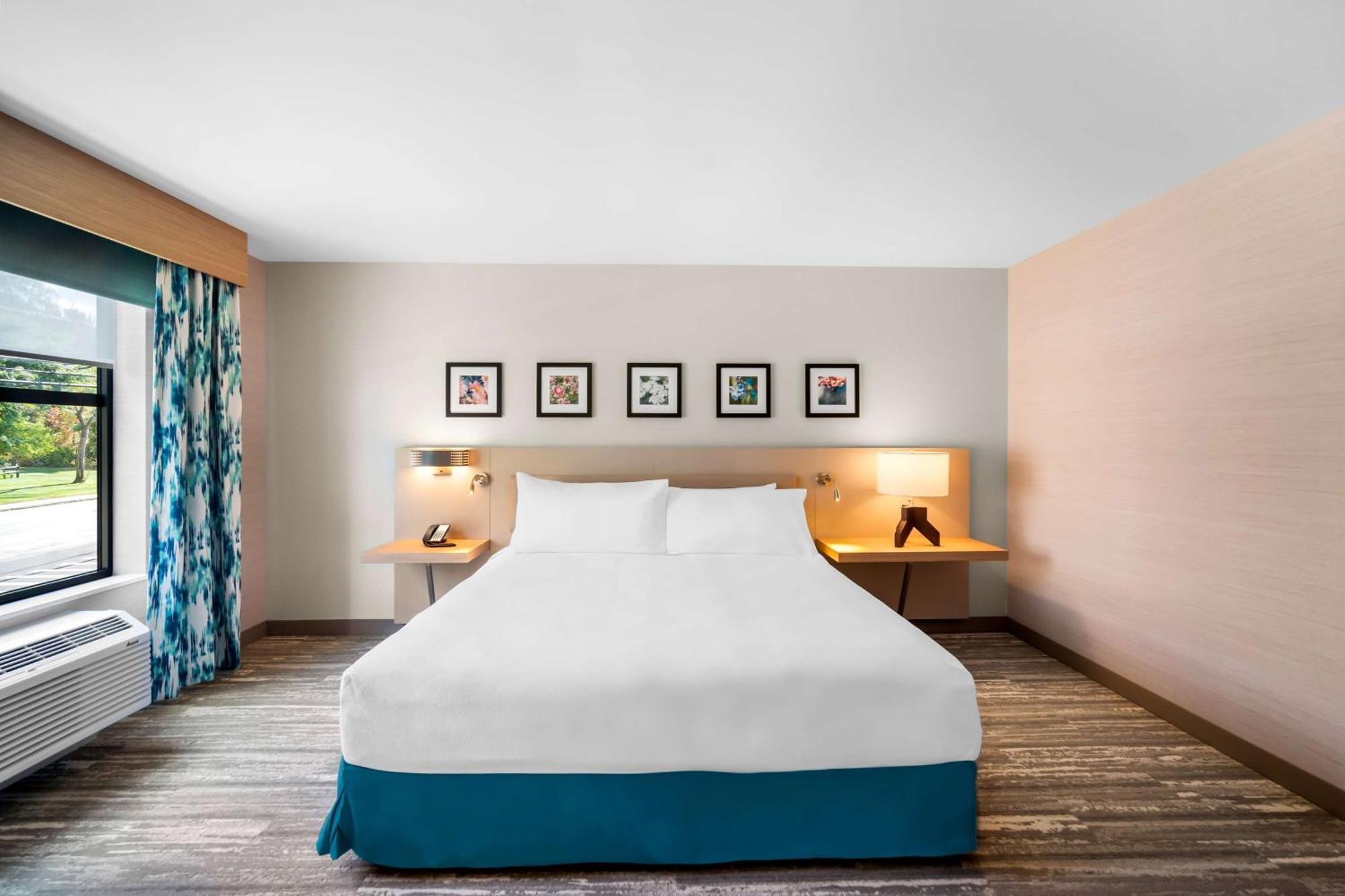 Hilton Garden Inn นอร์ทคอนเวย์ ภายนอก รูปภาพ