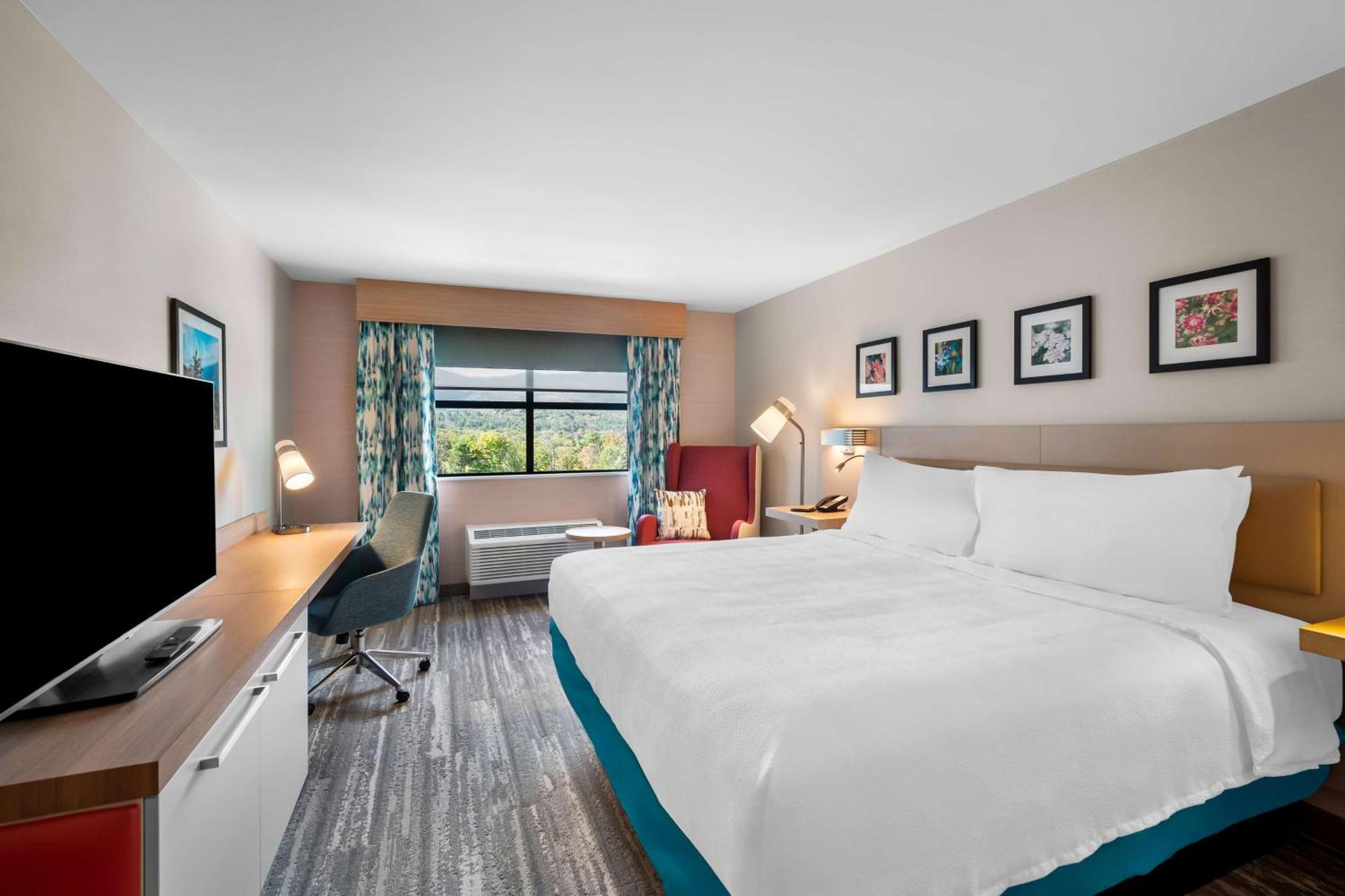 Hilton Garden Inn นอร์ทคอนเวย์ ภายนอก รูปภาพ