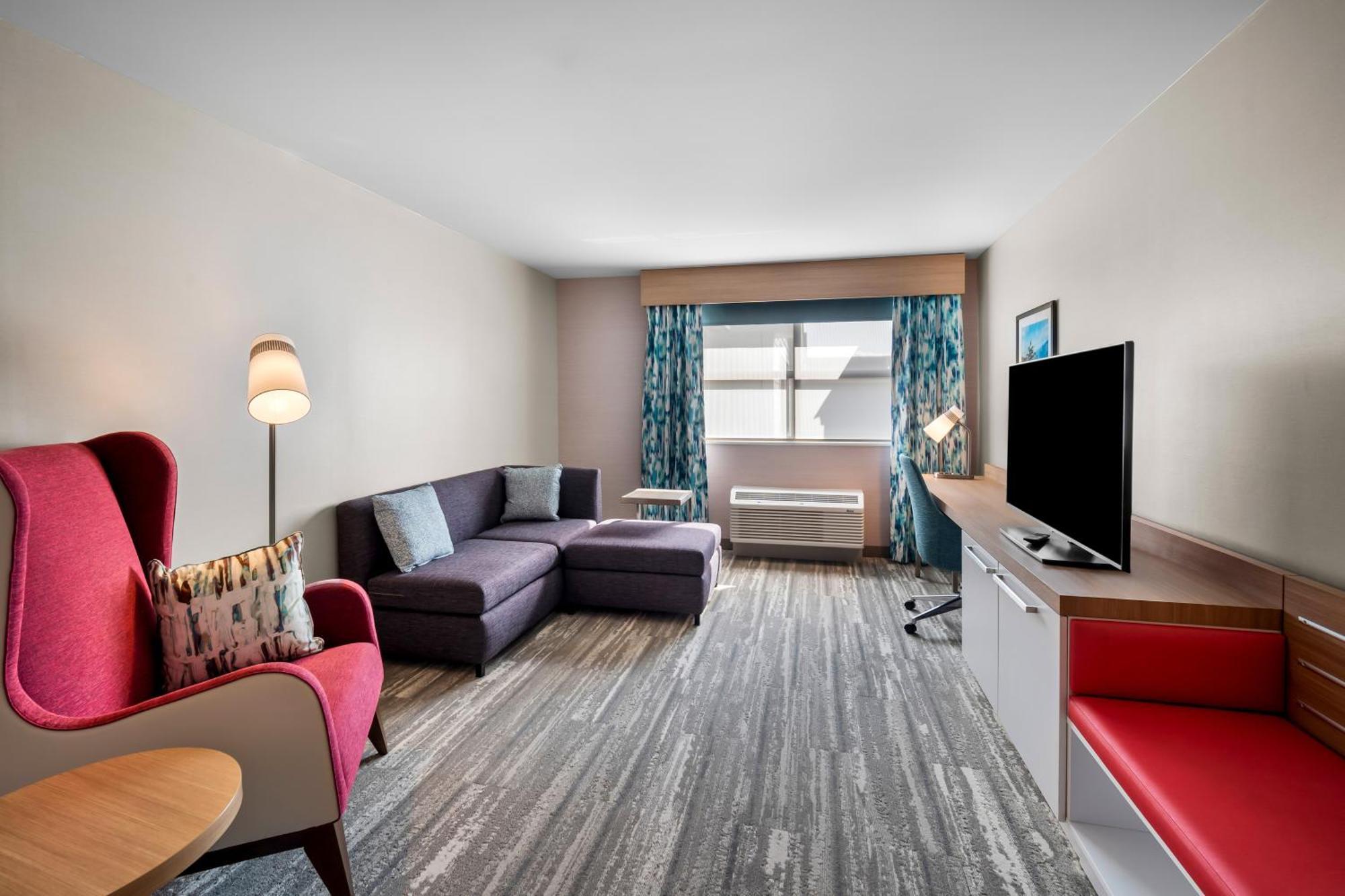 Hilton Garden Inn นอร์ทคอนเวย์ ภายนอก รูปภาพ
